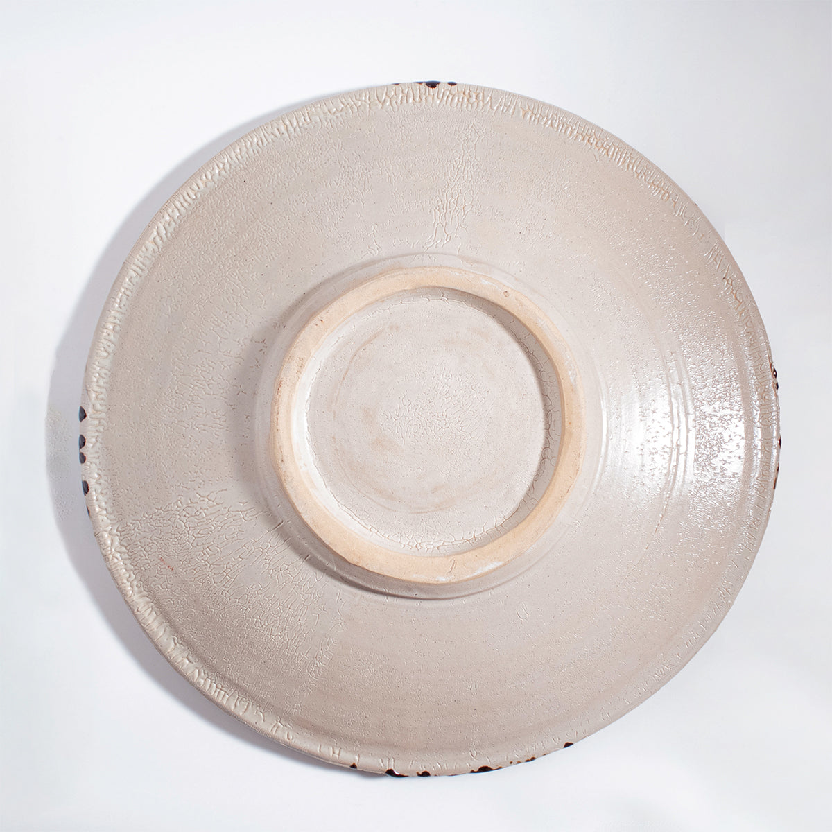 Mashiko Ware: Large Plate with Black Overglaze and Red Enamel Decoration on Natural Glaze