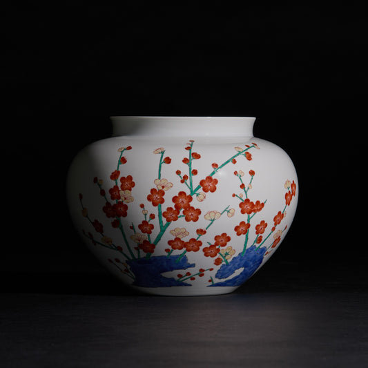 Arita Ware: Nigoshide Vase with Overglaze Enamel Plum Blossom Design