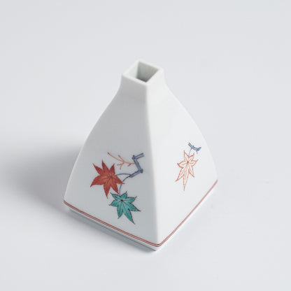 Arita Ware: Triangular Single-flower Vase with Overglaze Enamel Design of Maple Leaves
